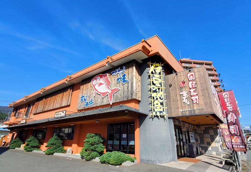 【湯河原海沿い・回転寿司花まる】地魚と廻るスイーツが本格的！コスパ最高店！